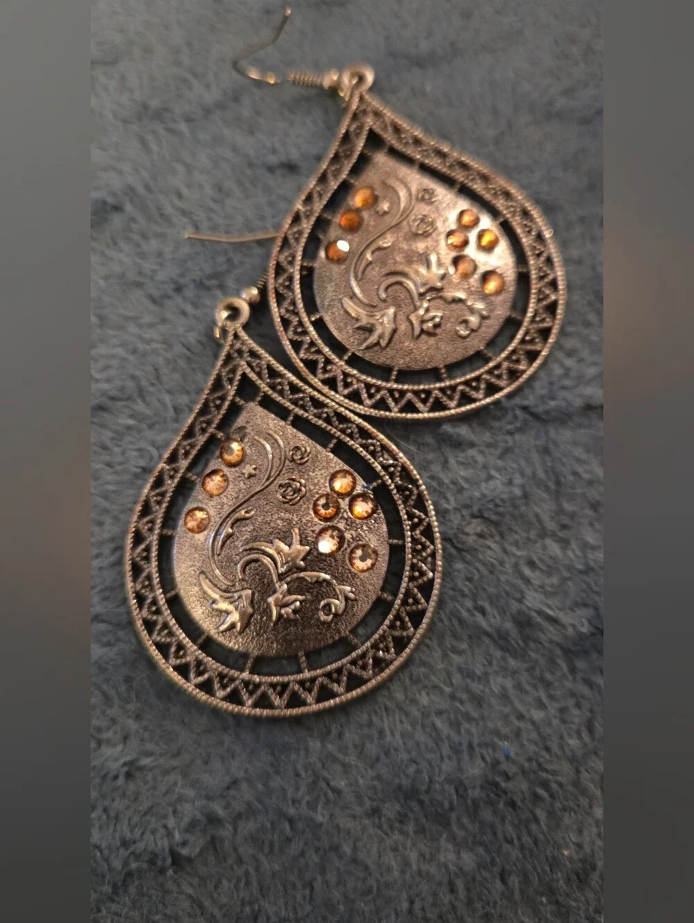 Filigree Teardrop Dangle Earrings